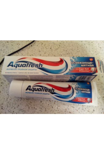 Зубная паста  AQUAFRESH (туба 100мл) Тройная защита Освежающе-мятная /12